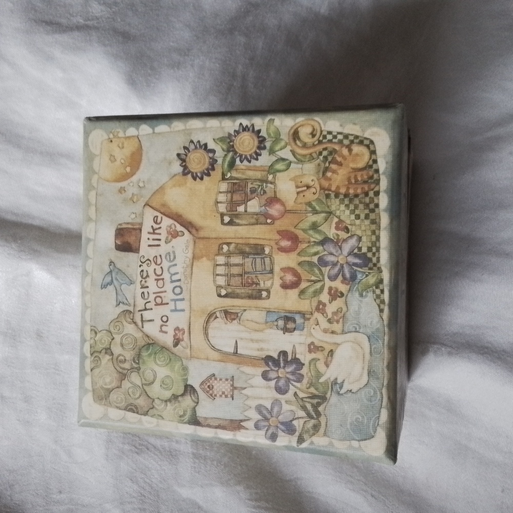 Bob's Boxes No Place Like Home Small Decorative Square Box 4"x4"